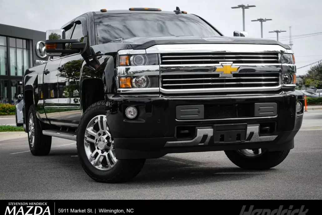 2016 Chevrolet Silverado 2500HD High Country photo 1