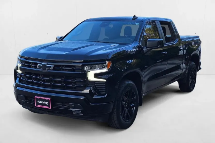 2023 Chevrolet Silverado 1500 RST photo 1