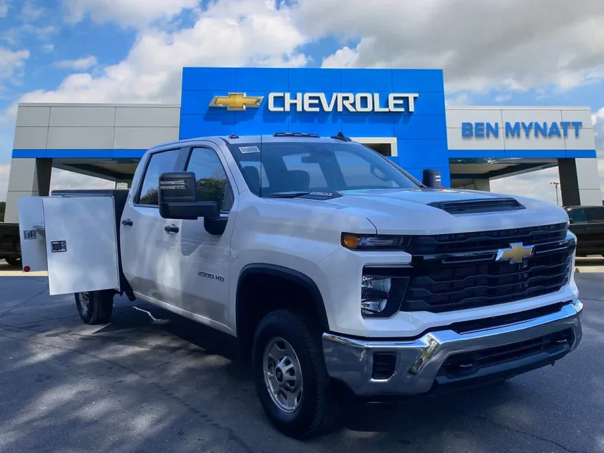 2024 Chevrolet Silverado 2500HD photo 1