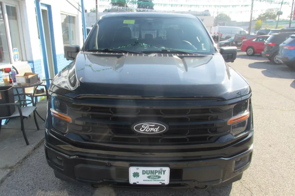 2024 Ford F-150 XLT photo 1
