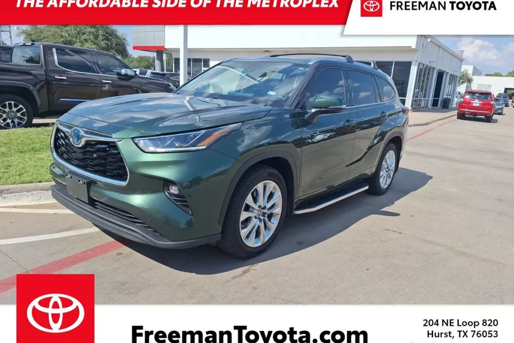2023 Toyota Highlander Hybrid Limited photo 1