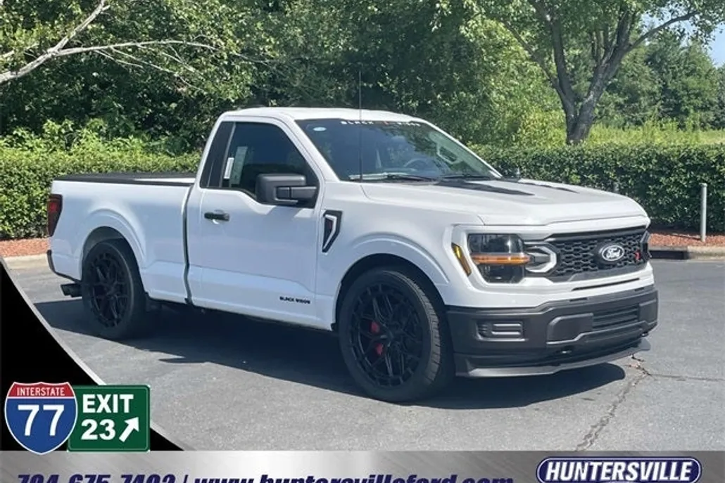 2025 Ford F-150 XL photo 1