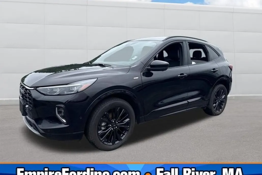 2023 Ford Escape ST-Line Elite photo 1
