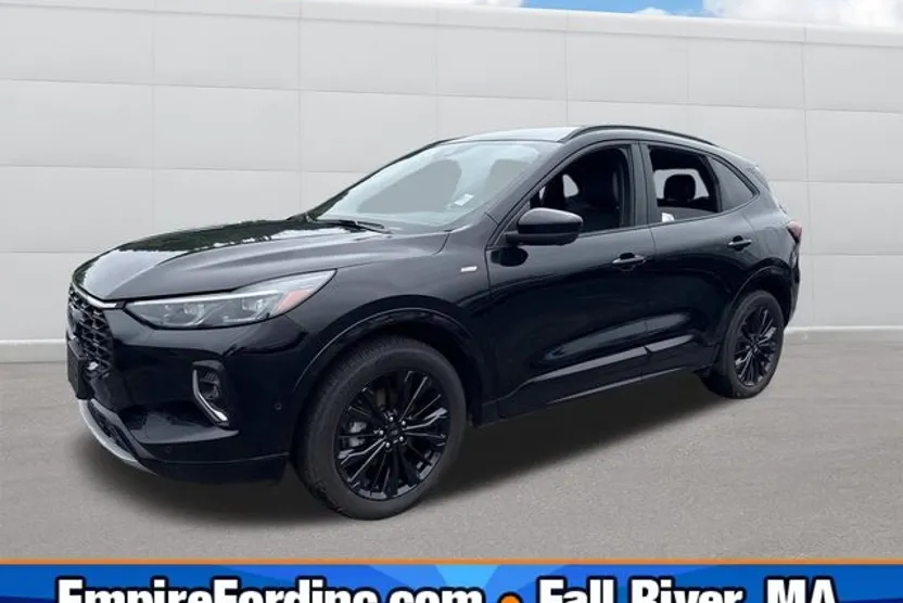 2023 Ford Escape ST-Line Elite photo 1