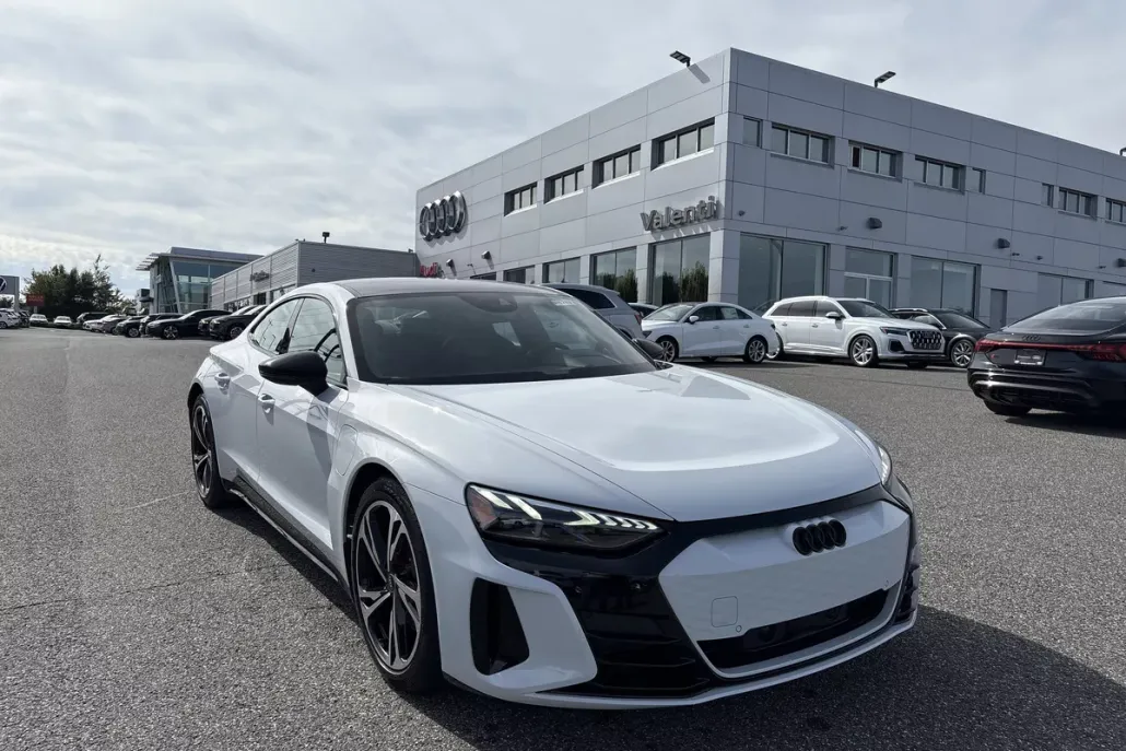 2023 Audi e-tron GT Premium Plus photo 1