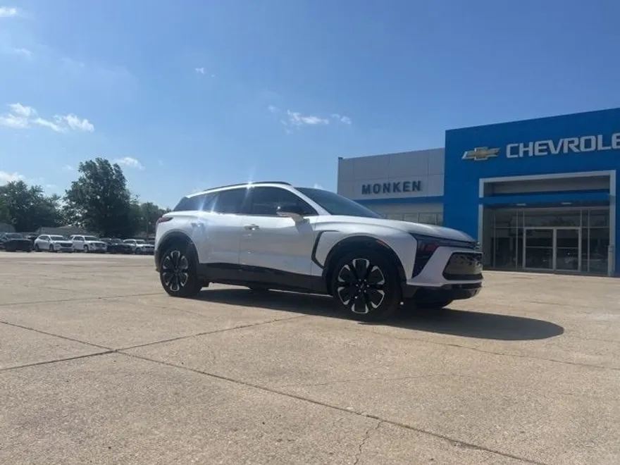2024 Chevrolet Blazer EV RS photo 1