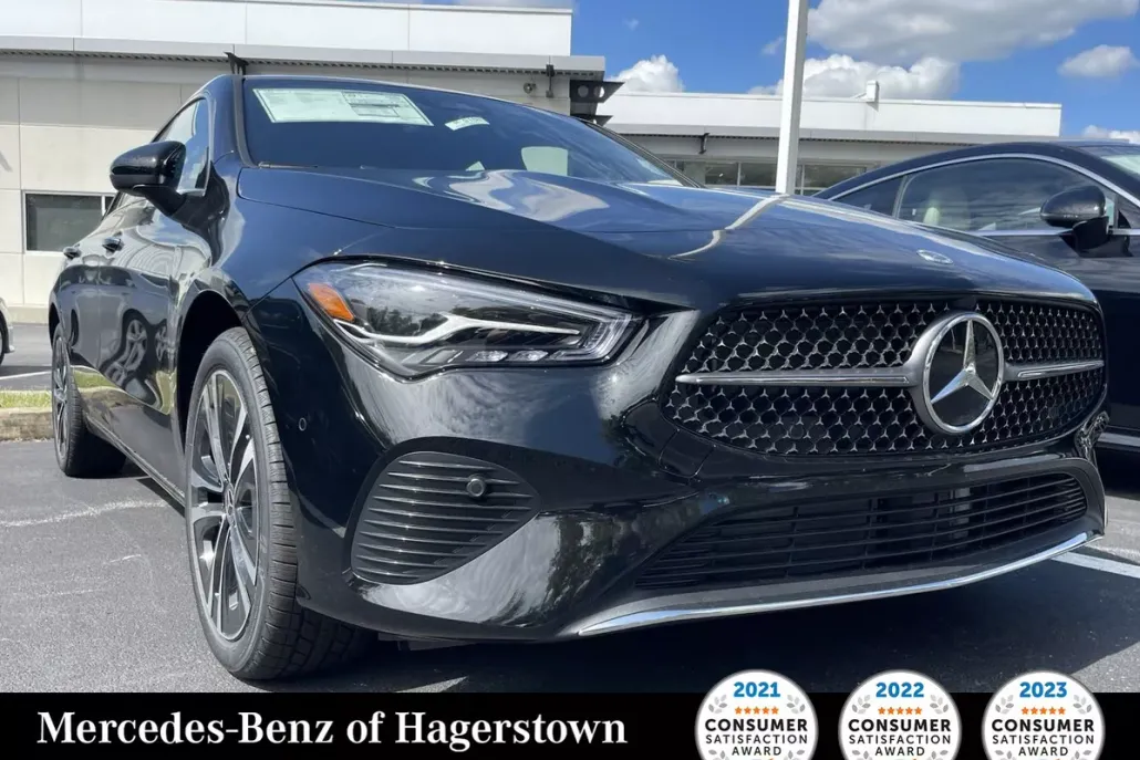 2025 Mercedes Benz CLA 250 4MATIC photo 1
