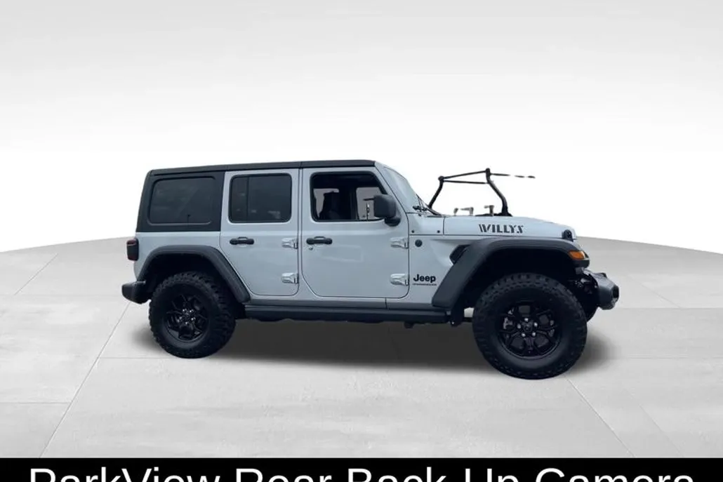 2024 Jeep Wrangler Willys photo 1