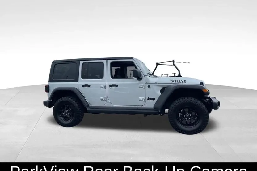 2024 Jeep Wrangler Willys photo 1