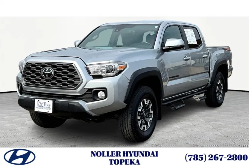 2023 Toyota Tacoma TRD Off-Road photo 1