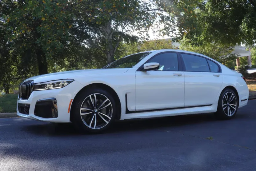 2020 Bmw 750i xDrive Sedan photo 1