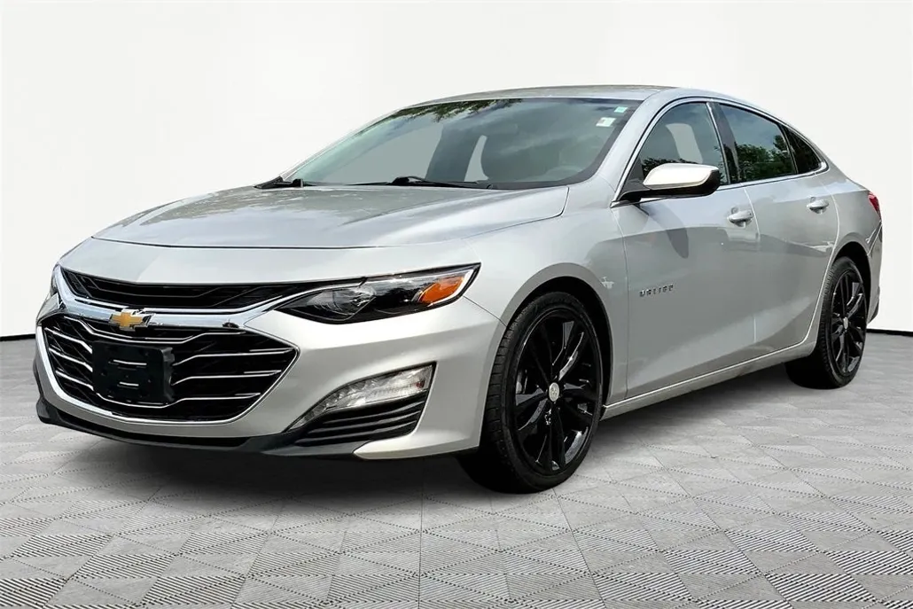 2022 Chevrolet Malibu 1LT photo 1