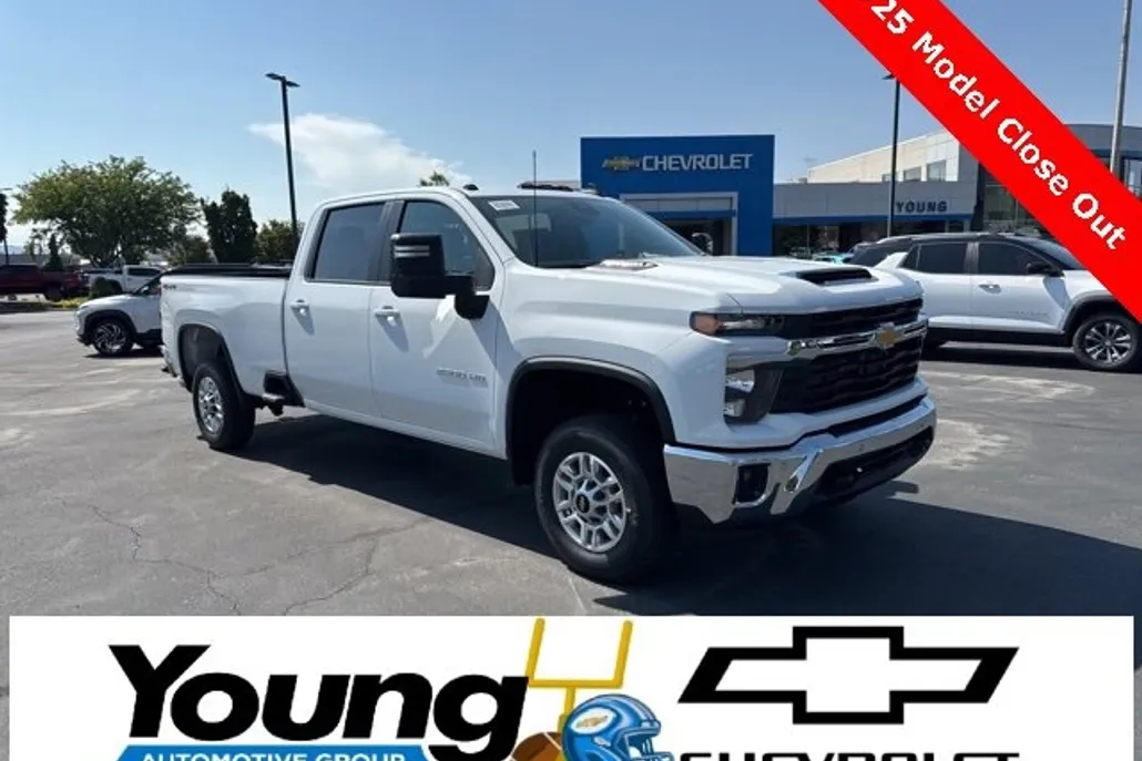 2025 Chevrolet Silverado 2500HD LT photo 1