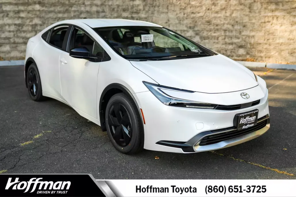 2026 Toyota Prius SE Plug-in Hybrid photo 1