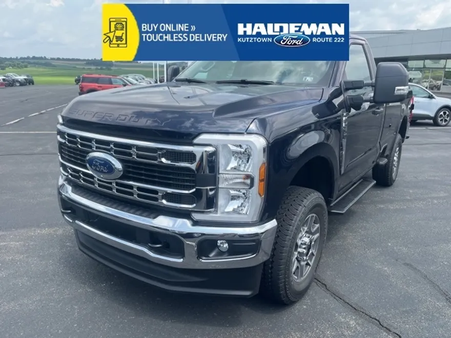2025 Ford F-250 photo 1