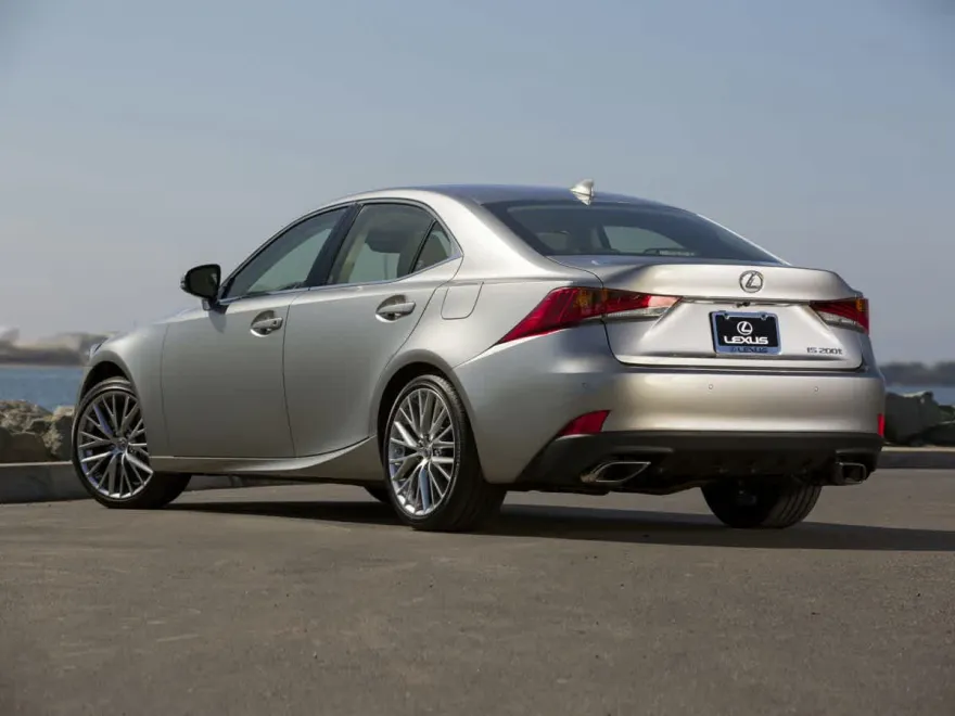2019 Lexus IS 300 photo 1