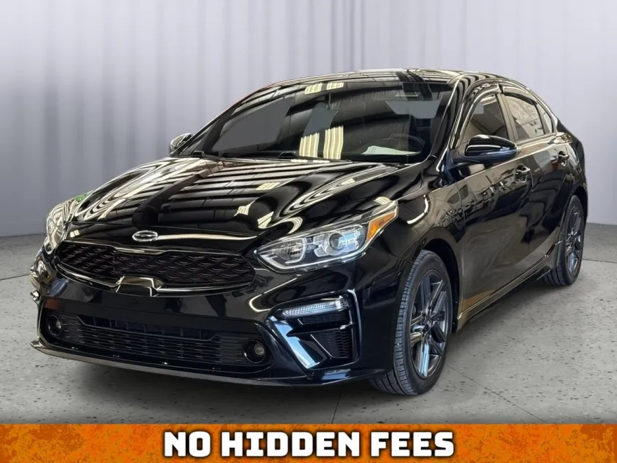 2021 Kia Forte GT-Line photo 1