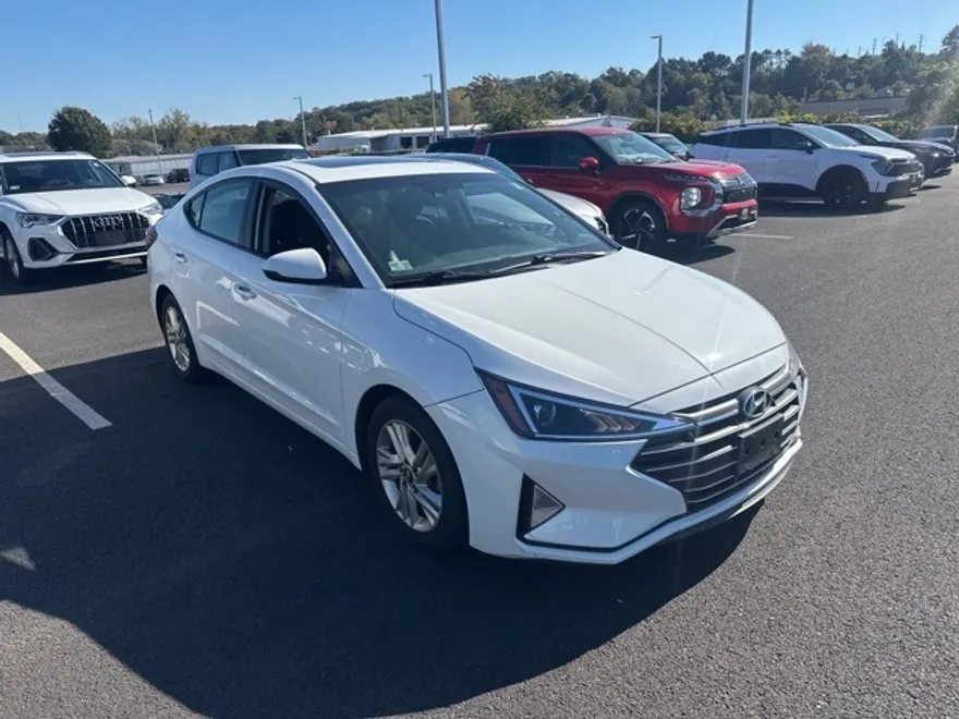 2019 Hyundai Elantra Value Edition photo 1