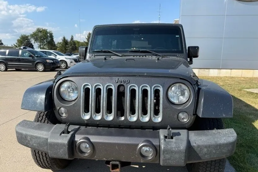 2017 Jeep Wrangler Unlimited Freedom photo 1