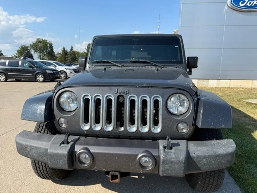 2017 Jeep Wrangler Unlimited Freedom photo 1