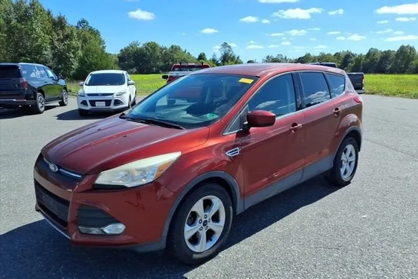 2014 Ford Escape SE photo 1