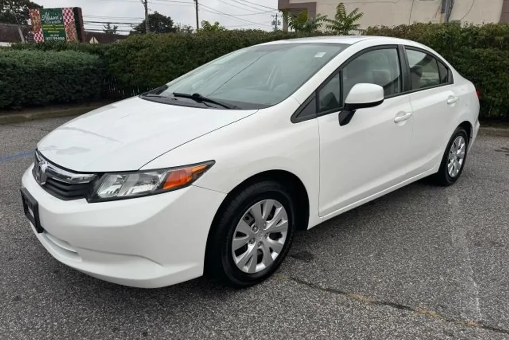 2012 Honda Civic LX photo 1