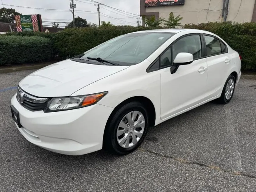2012 Honda Civic LX photo 1