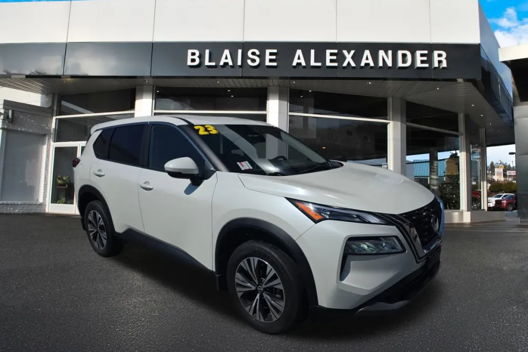 2023 Nissan Rogue SV photo 1
