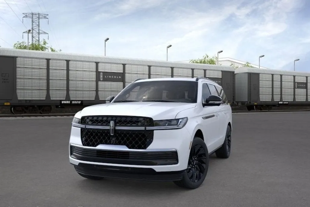 2025 Lincoln Navigator Reserve photo 1