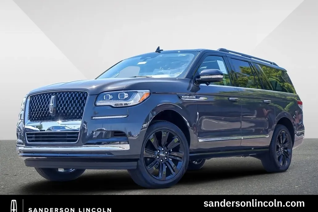 2024 Lincoln Navigator Black Label photo 1