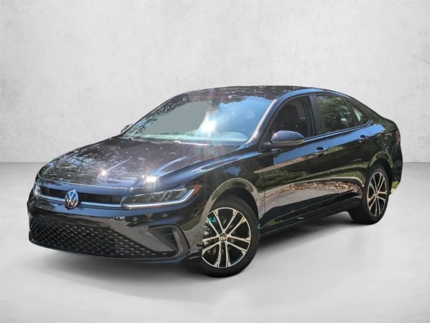2025 Volkswagen Jetta Sport photo 1