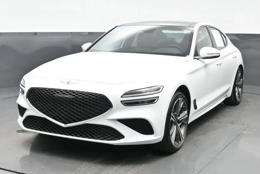 2025 Genesis G70 2.5T photo 1