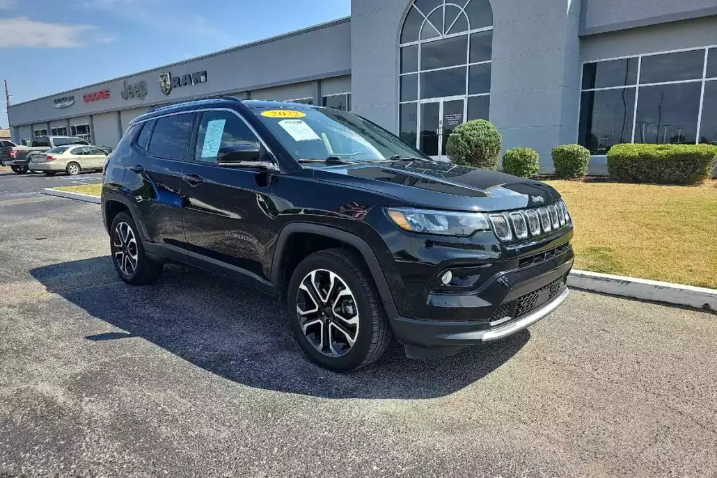 2022 Jeep Compass Limited photo 1