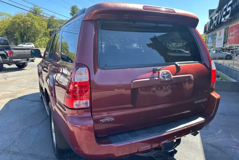 2006 Toyota 4Runner Limited V8 4WD photo 1