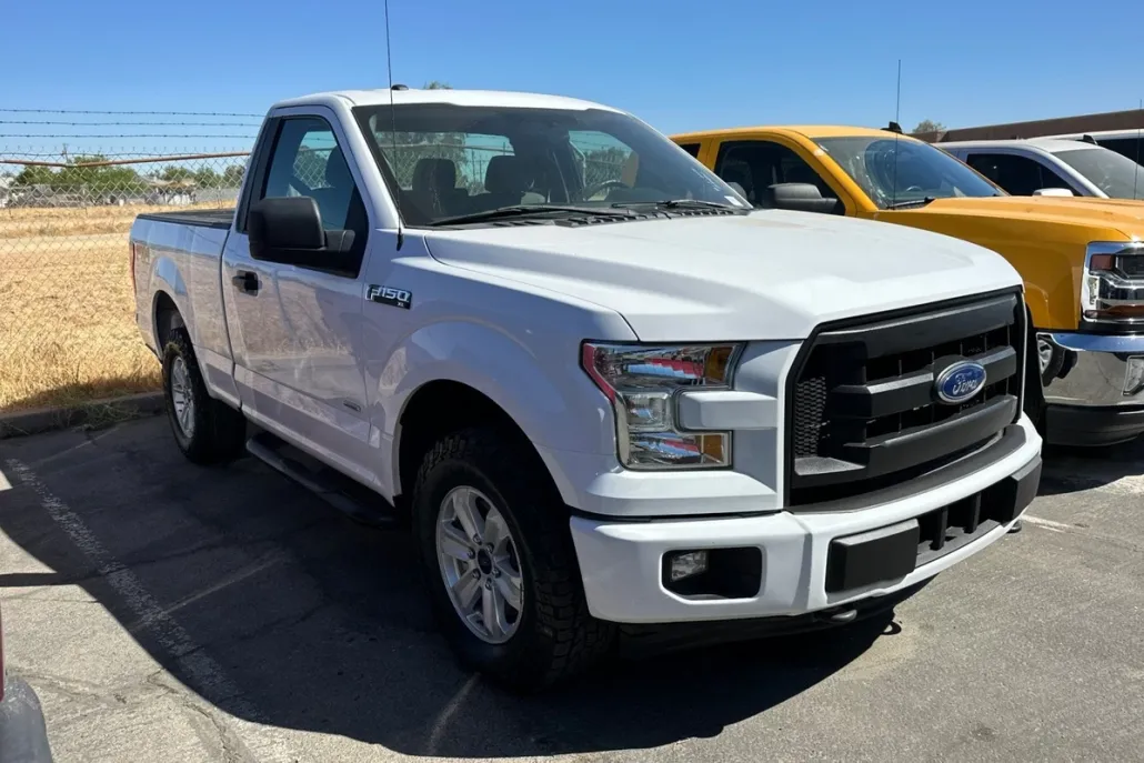 2017 Ford F-150 XL photo 1