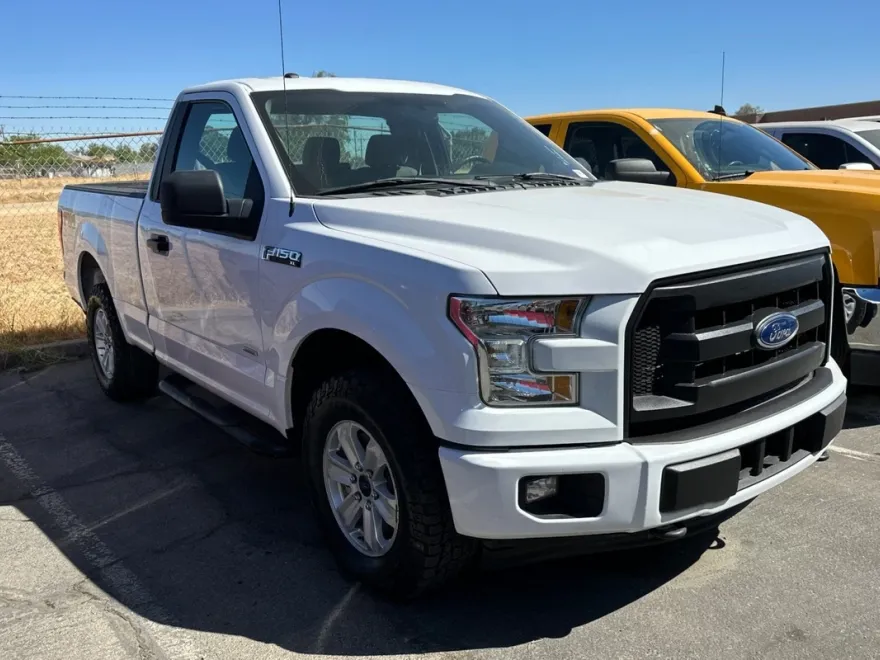 2017 Ford F-150 XL photo 1