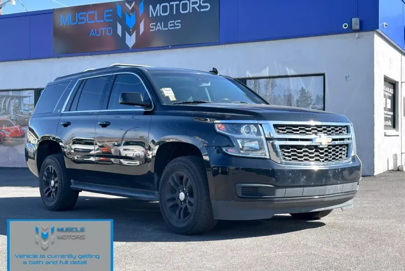 2019 Chevrolet Tahoe LT photo 1