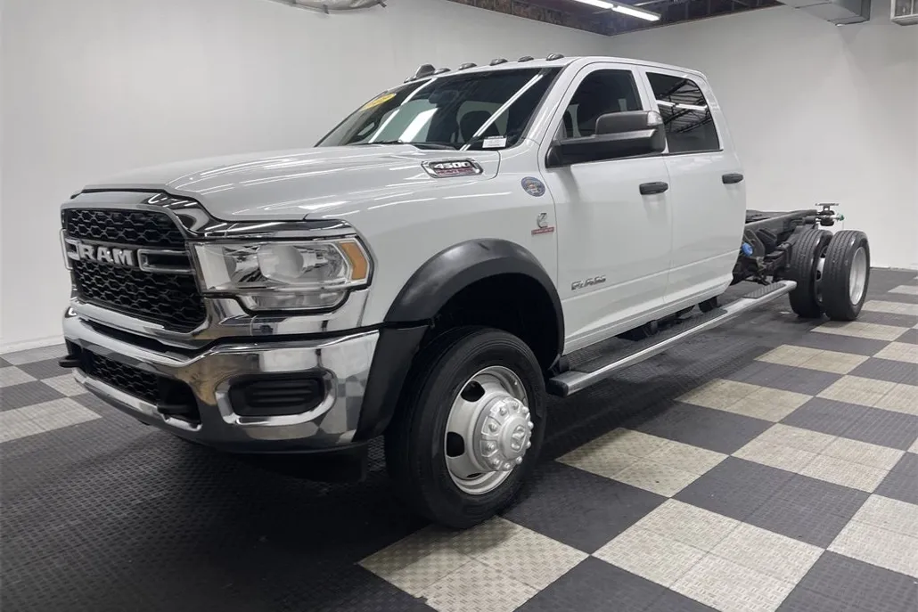 2022 Ram 4500 Tradesman SLT Laramie photo 1