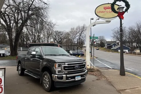 2020 Ford F-350 Lariat photo 2