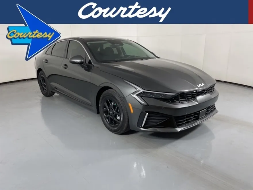 2026 Kia K5 LXS photo 1