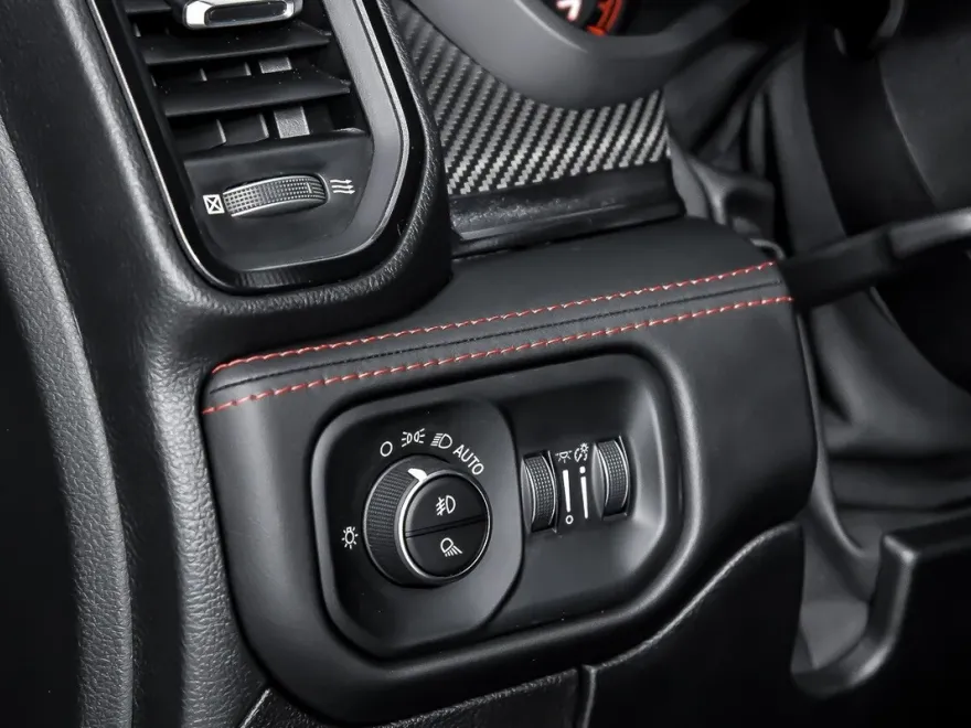 2021 Ram 1500 photo 26