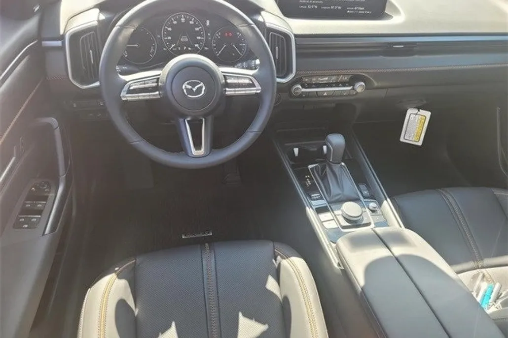 2025 Mazda CX-50 Premium photo 1