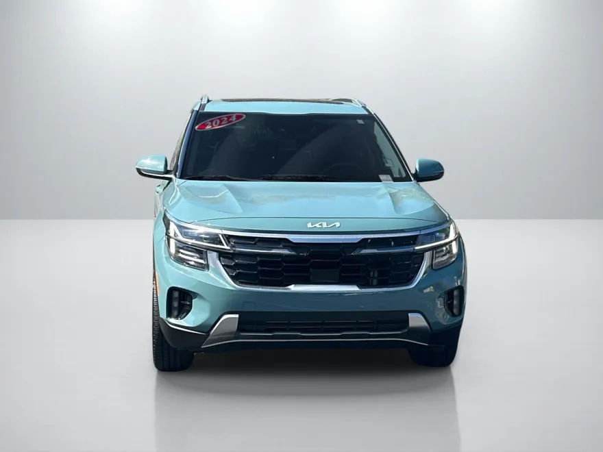 2024 Kia Seltos SX photo 1