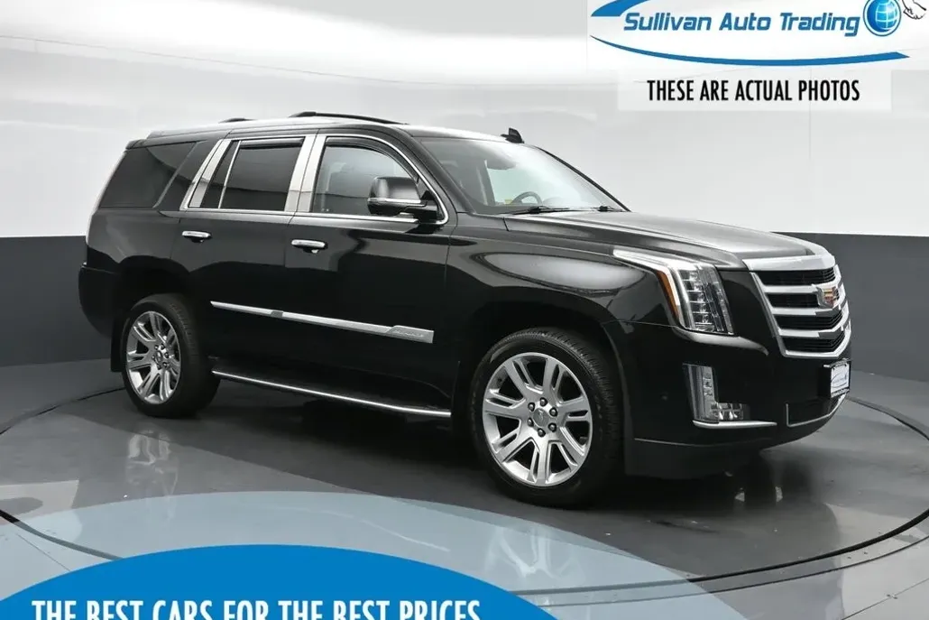 2020 Cadillac Escalade Premium Luxury photo 1