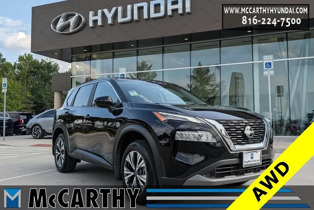 2023 Nissan Rogue SV photo 1