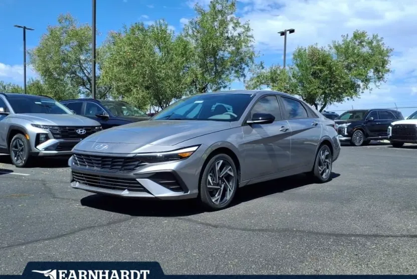 2025 Hyundai Elantra Hybrid SEL Sport photo 1
