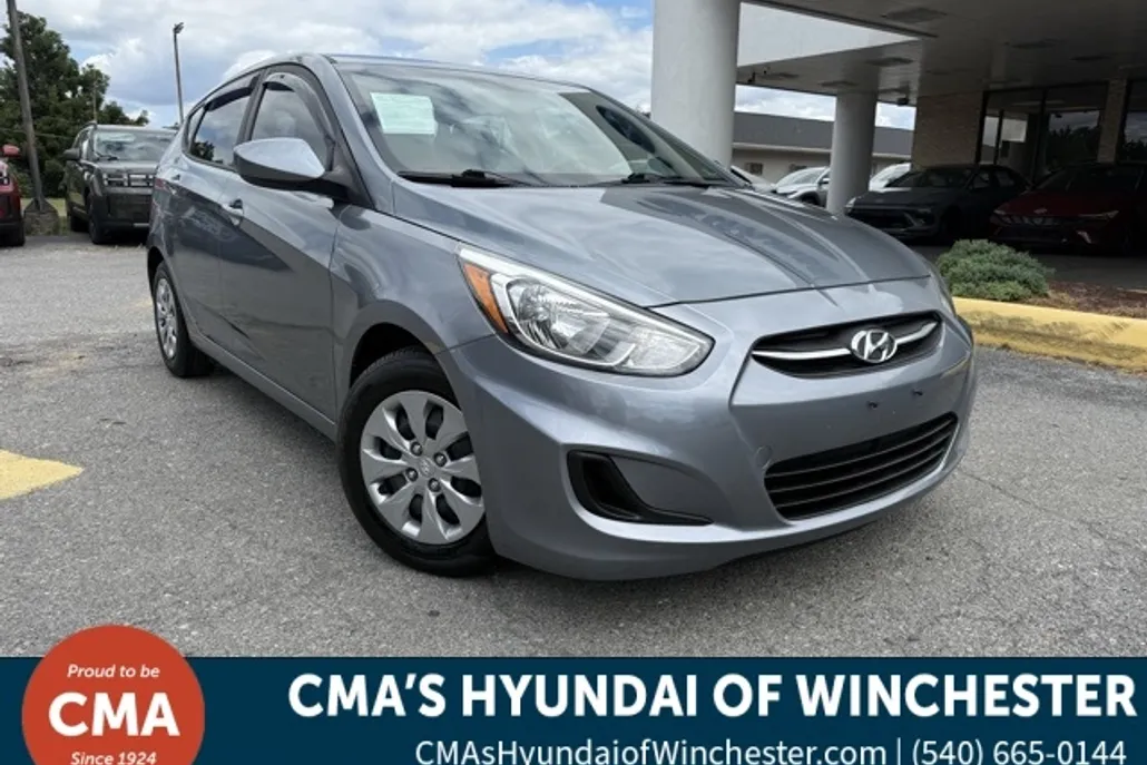 2017 Hyundai Accent SE photo 1