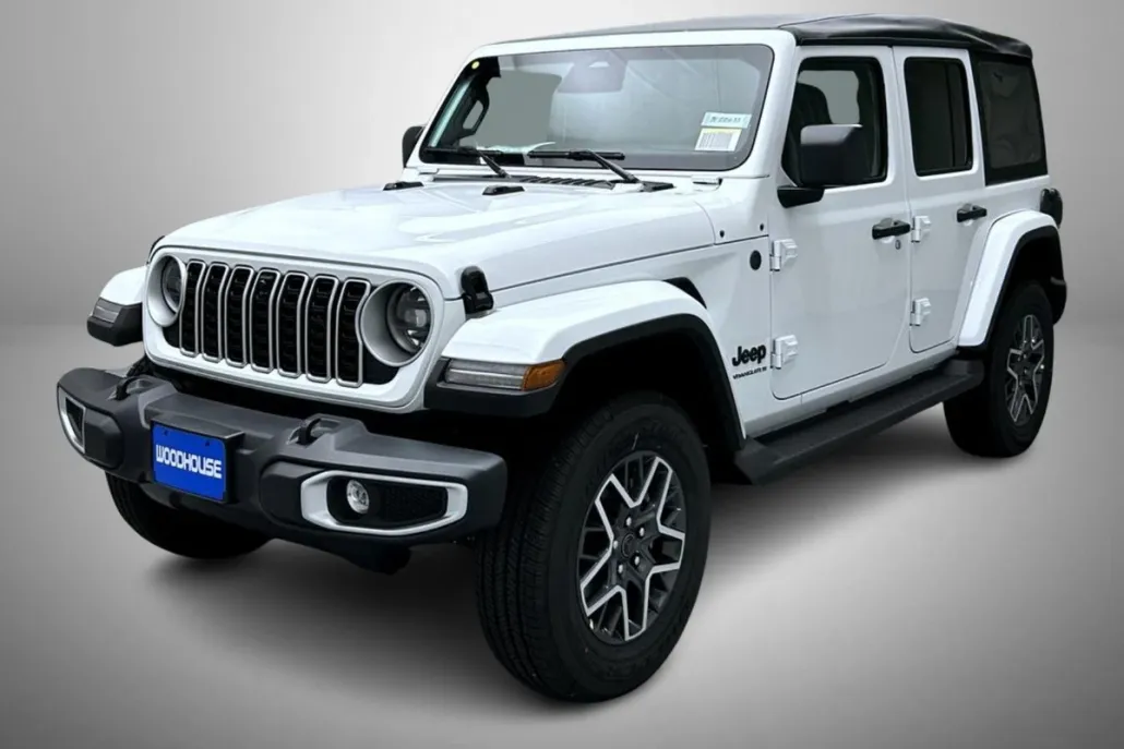 2025 Jeep Wrangler Sahara photo 1