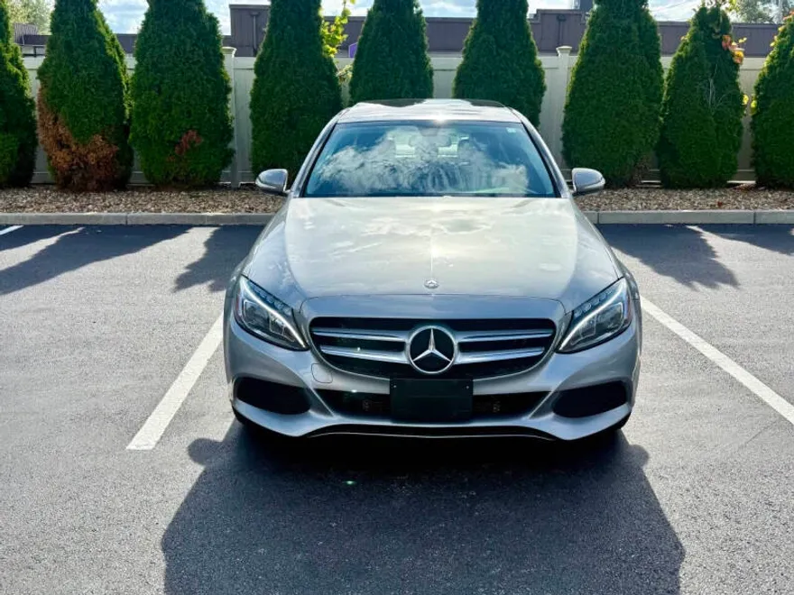 2015 Mercedes Benz C 300 photo 1