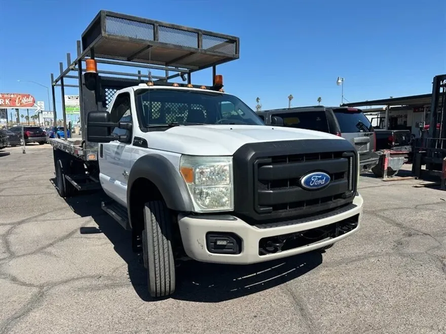 2011 Ford F-550 photo 1